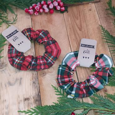 Scrunchies natalizi fatti a mano