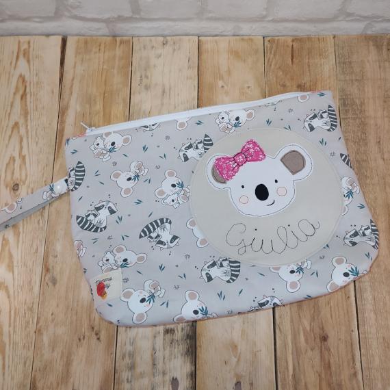 pochette cambio stoffa a tema animali con cuccioli con tag koala